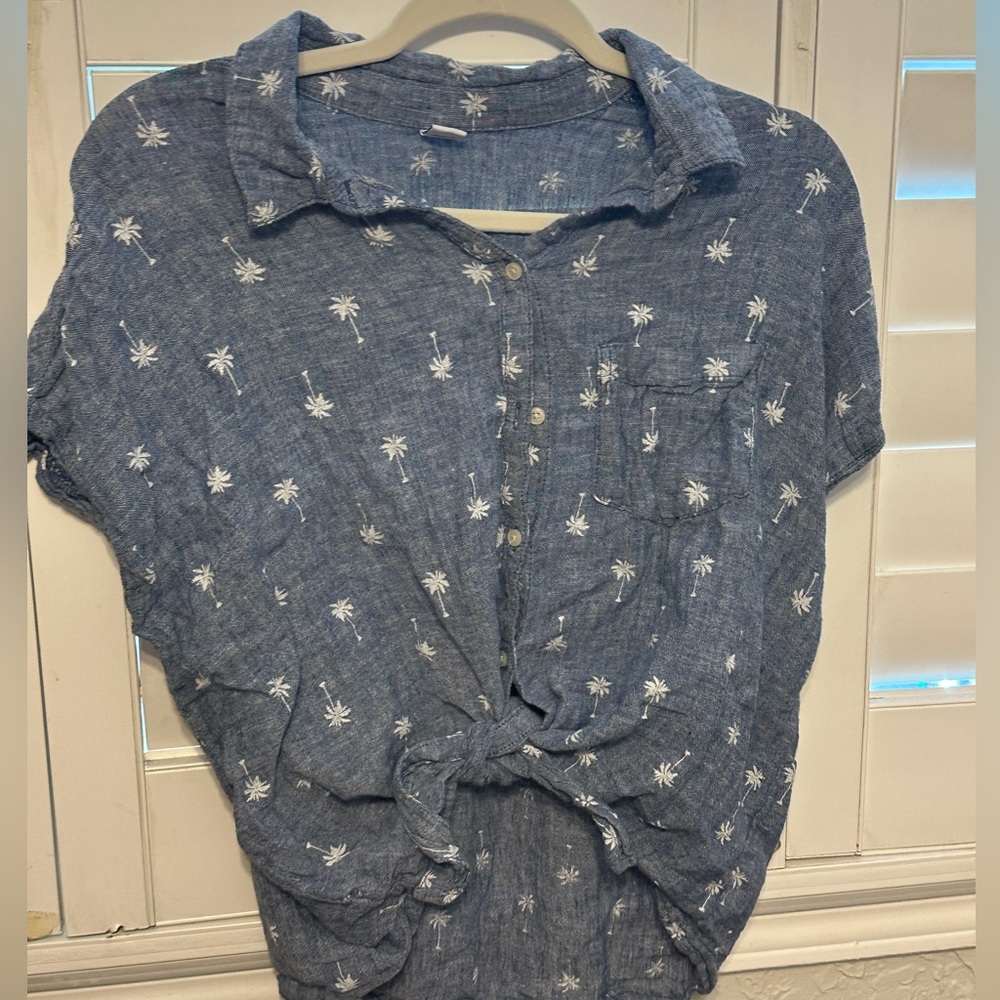 Old Navy Linen Buttonup Tie Front Palm Tree Women’s Collared Blouse